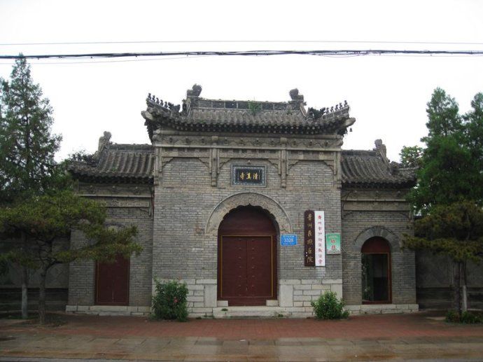 青州的清真寺与真教寺有什么不同