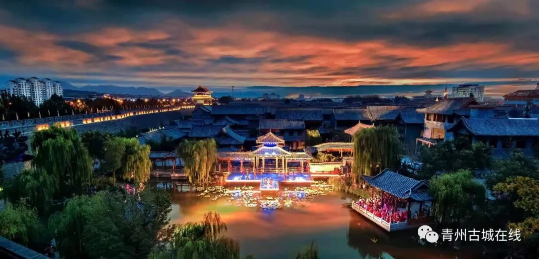 来青州古城旅游绝对不能错过青州古城的夜景，恍如穿越......