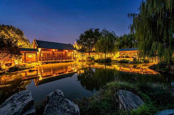 关于偶园调整夜间开放时间的通告