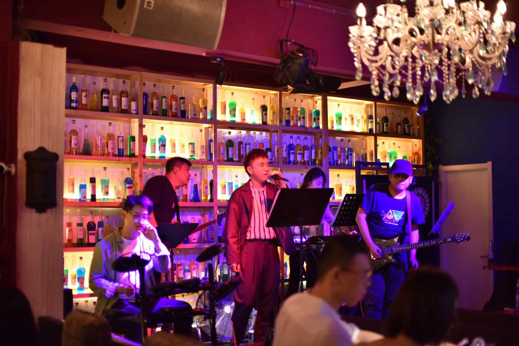 派对之夜（Party Night）