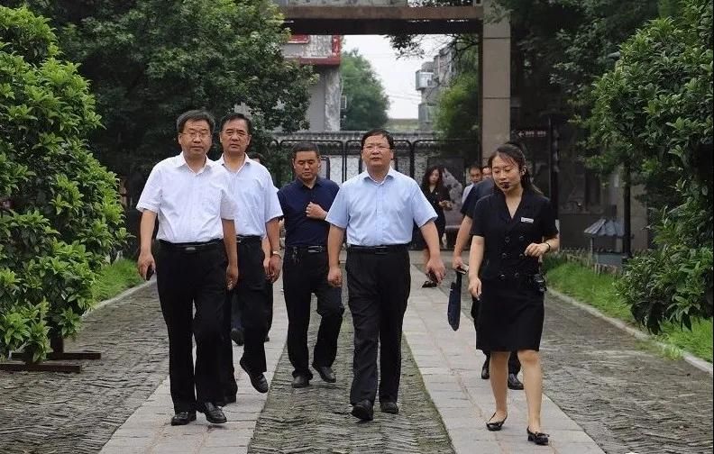 昌邑市委常委、宣传部部长刘世海带队到青州古城进行考察