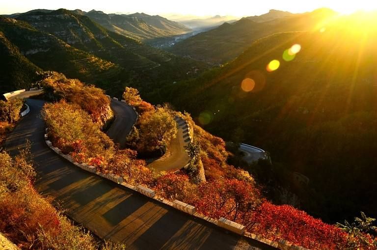 青州仰天山雨后“奇景”！宛若仙境，美不胜收！