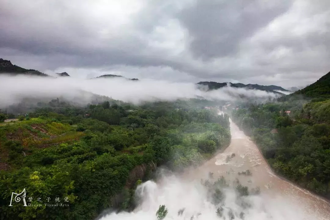 沉醉山水间